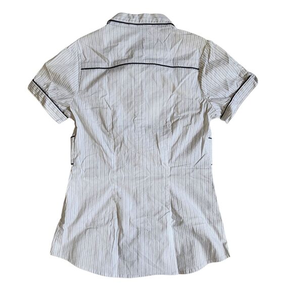 Maurices White Black Pinstripe Collared Short Sleeve Button Front Top sz S - Picture 3 of 11